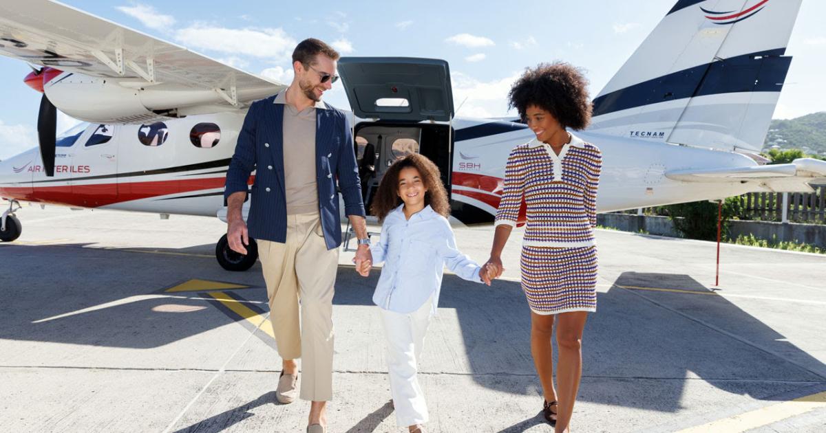Family on ramp alongside Tecnam P2012 STOL 