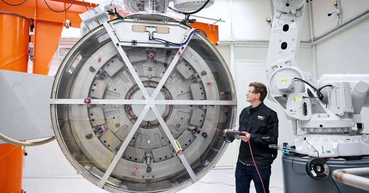 GKN Aerospace additive manufacturing 