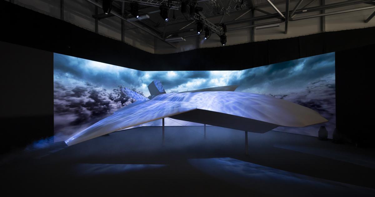 Large model onstage at Farnborough 