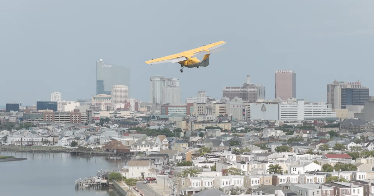Electra’s EL2 flies before the Atlantic City skyline
