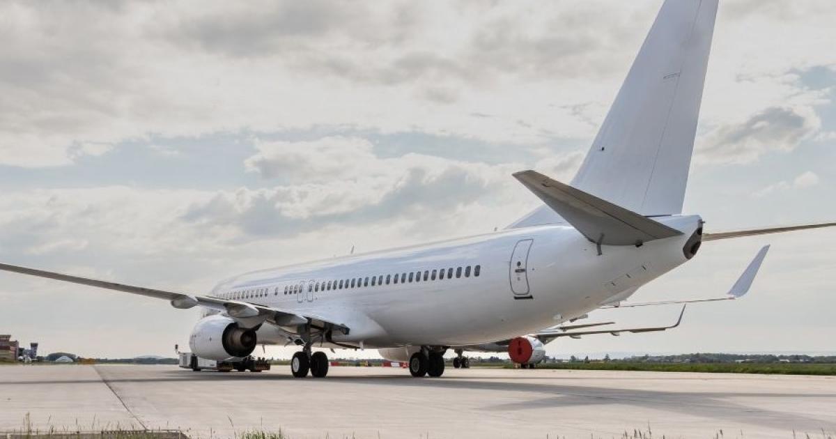 Boeing 737 from the rear, on the ground