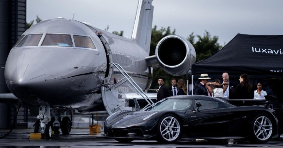 Luxaviation Challenger 604