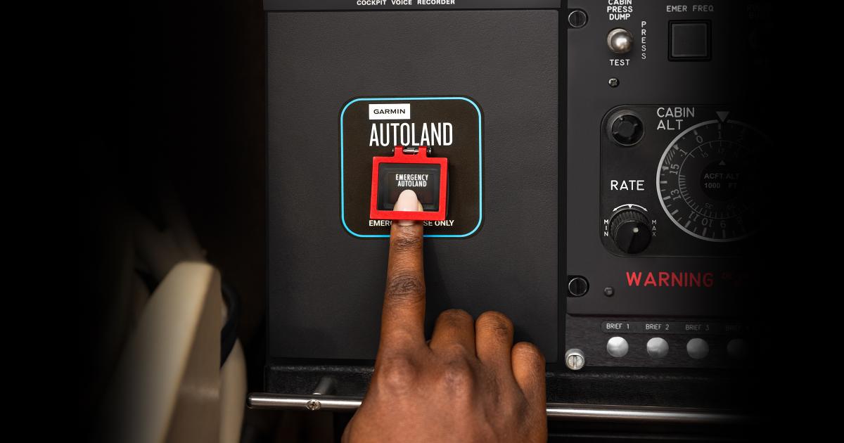 Garmin Autoland button