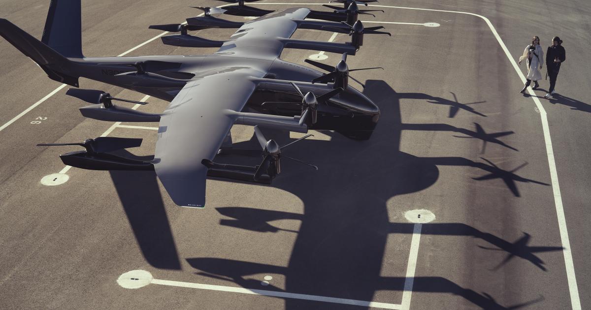 Archer unveiled its full-scale Midnight four-passenger eVTOL aircraft on November 16, 2022.