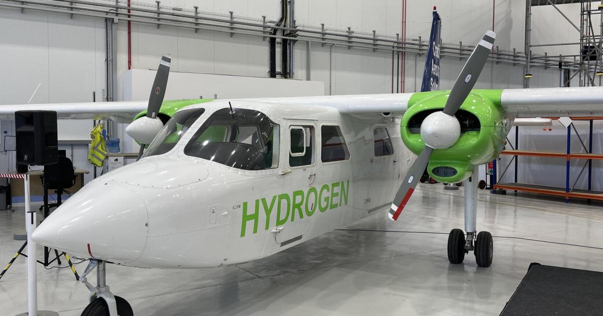 Cranfield Aerospace plans to convert the Britten-Norman Islander aircraft to hydrogen propulsion.