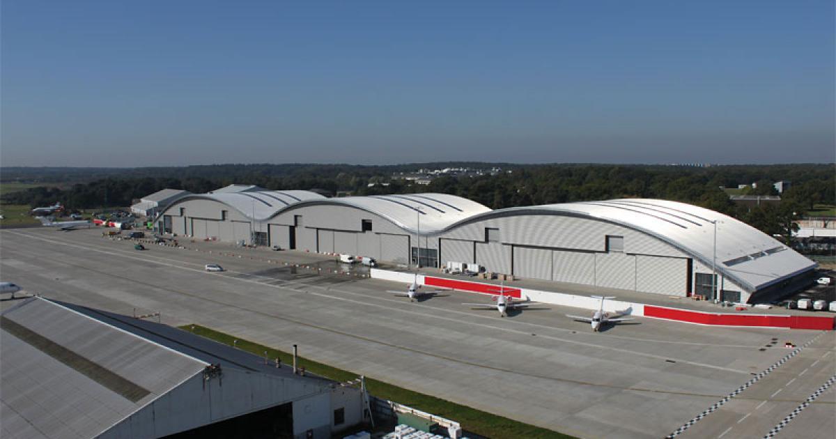 The new hangar complex also includes 40,000 sq ft of new offices and storage space. The apron has also been extended by 32,000 sq ft, giving a total outdoor parking space of some 1.3 million sq ft.