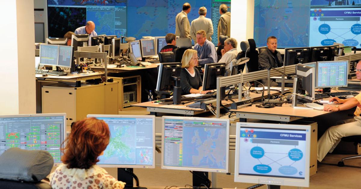 Eurocontrol’s network manager operations center in Brussels is based on the concept of a central flow management unit. It has the responsibilty to coordinate and manage flight planning and airspace data, as well as air traffic in the 39 ECAC member states. 