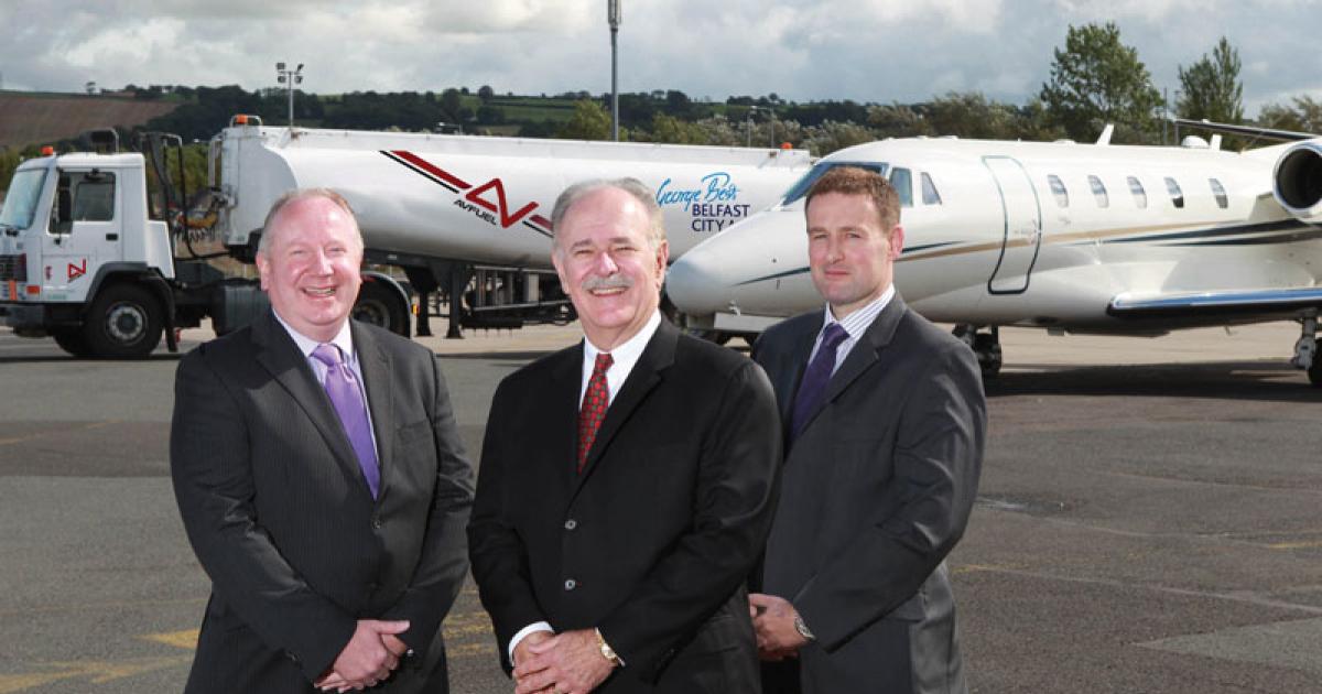 Left to right: Graeme Campbell, managing director, Eurojet Aviation; Craig Sincock, president and CEO, Avfuel; and Mark Beattie, operations director, George Best Belfast City Airport reached an agreement for Avfuel to supply fuel to Eurojet.