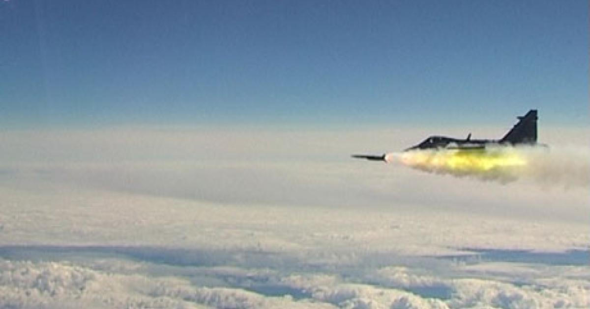 A Saab JAS 39C Gripen fires a Meteor long-range BVR missile at the Vidsel test range in Sweden in late June. (Photo: FMV)