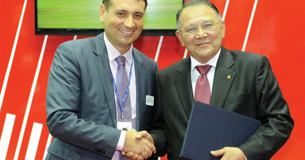 Vincenzo Alaimo, managing director for AgustaWestland in Malaysia, signed a deal for 11 AW139s with Westar CEO Y. Bhg. General Tan Sri Muhammad Ismail Jamaluddin. 