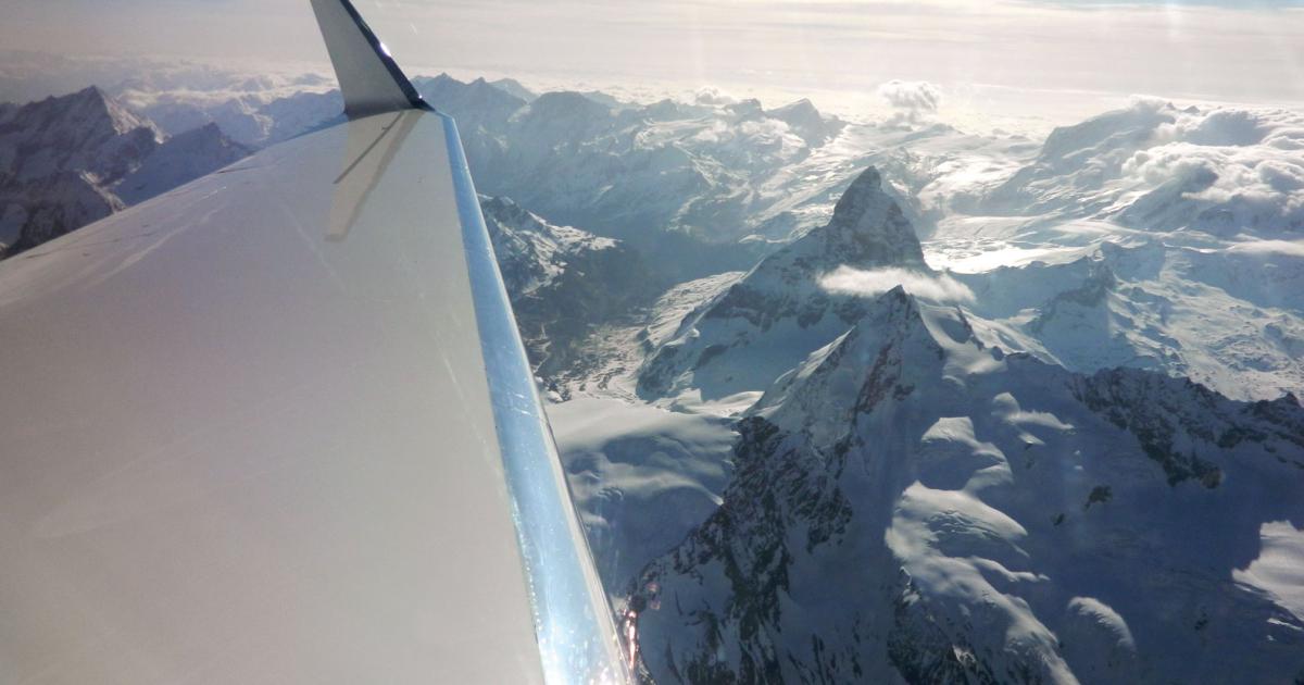 The G550’s large oval windows provided unmatched views of the Alps.
