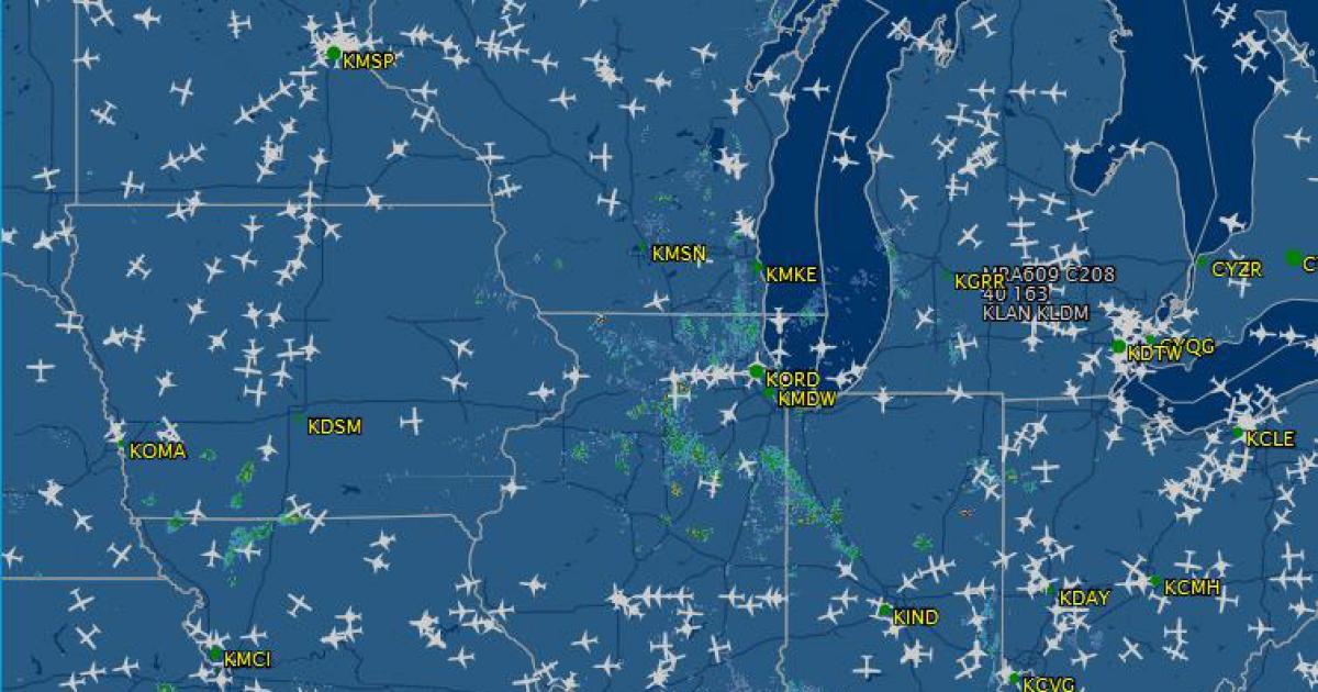  This September 26 image from FlightAware shows all of the overflying traffic being rooted around Chicago Center's airspace. (Image credit: FlightAware.)
