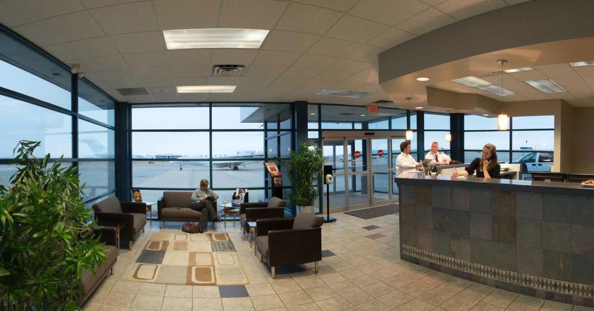 Recent upgrades to the 15,000-sq-ft terminal at Yingling Aviation include the addition of the comfortable “Vertigo” lounge–with a snooze room and flight-planning room–for pilots and crewmembers. An additional flight-planning room is located near the lobby’s fuel desk.