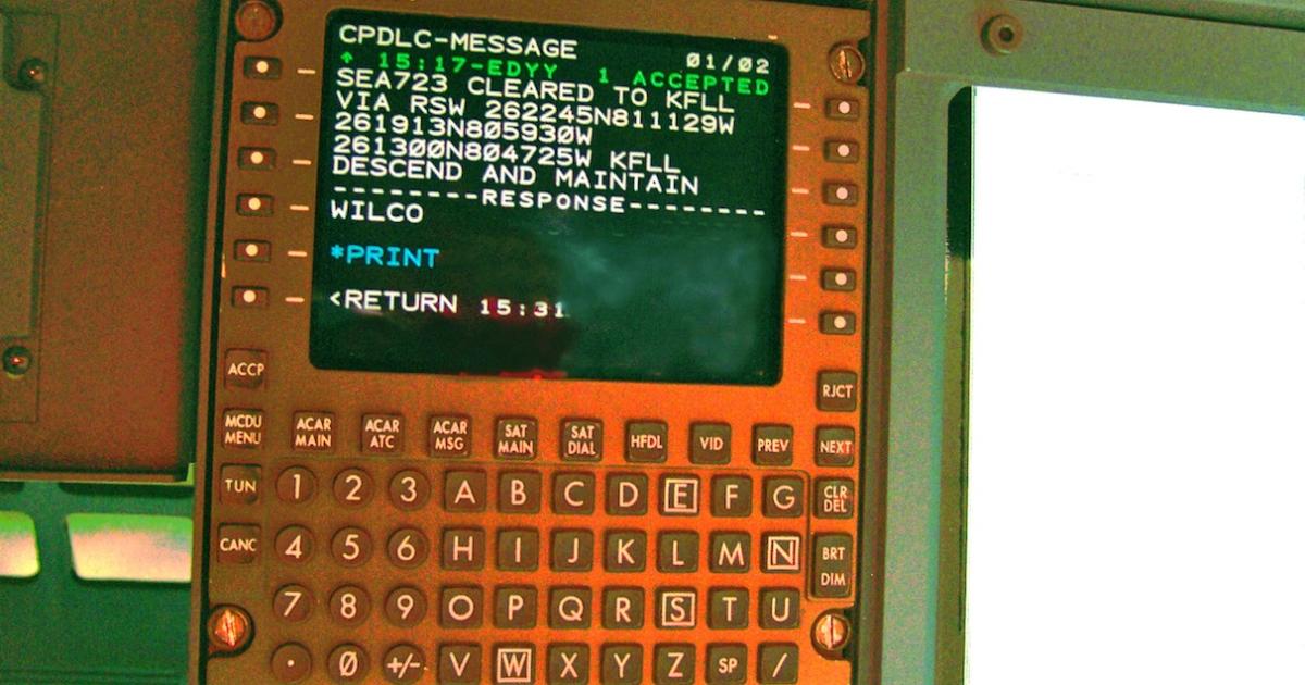 A controller-pilot data link communications message is shown on this cockpit data controller. (Photo: Rockwell Collins)