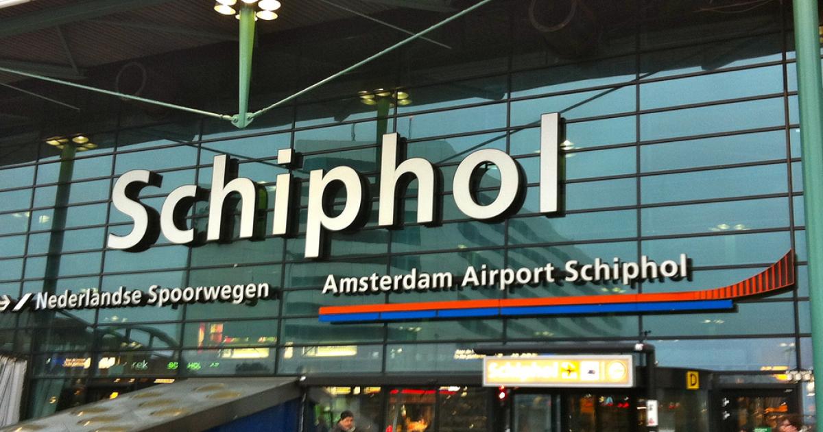 Schiphol Airport in Amsterdam serves as a major hub in Europe. (Photo: Flickr: <a href="http://creativecommons.org/licenses/by-sa/2.0/" target="_blank">Creative Commons (BY-SA)</a> by <a href="http://flickr.com/people/andynash" target="_blank">andynash</a>)