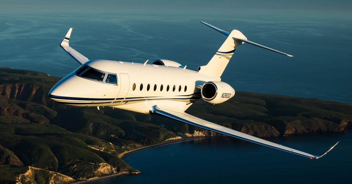 An avionics software upgrade released for the super-midsize Gulfstream G280 results in slower approach speeds, shorter landing distances and enhanced flight management system performance. Approach speeds are lowered by nine knots and the landing distance was shortened by nearly 300 feet to 2,380 feet. (Photo: Gulfstream Aerospace)