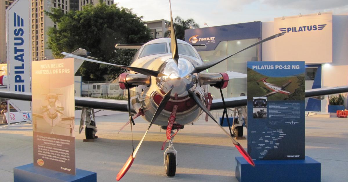 A Synerjet está expondo um exemplar do mais novo Pilatus PC-12NG na exposição estática da LABACE. [Foto: Ian Sheppard]