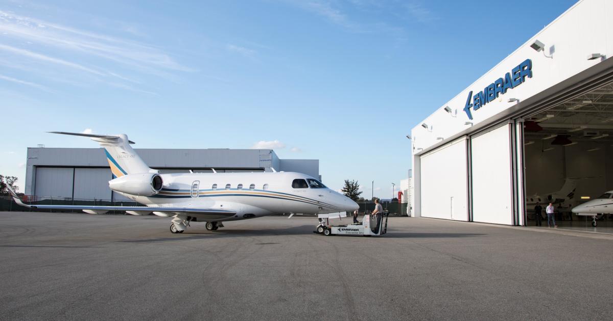 On December 14, Embraer Executive Jets delivered the first Legacy 450 assembled at its facility in Melbourne, Florida, to an undisclosed U.S. customer, who traded up from a Phenom 300.