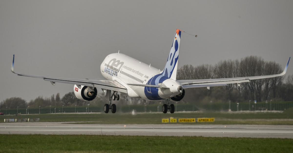 The first Airbus A319neo takes off from Hamburg, Germany, (Photo: Airbus)