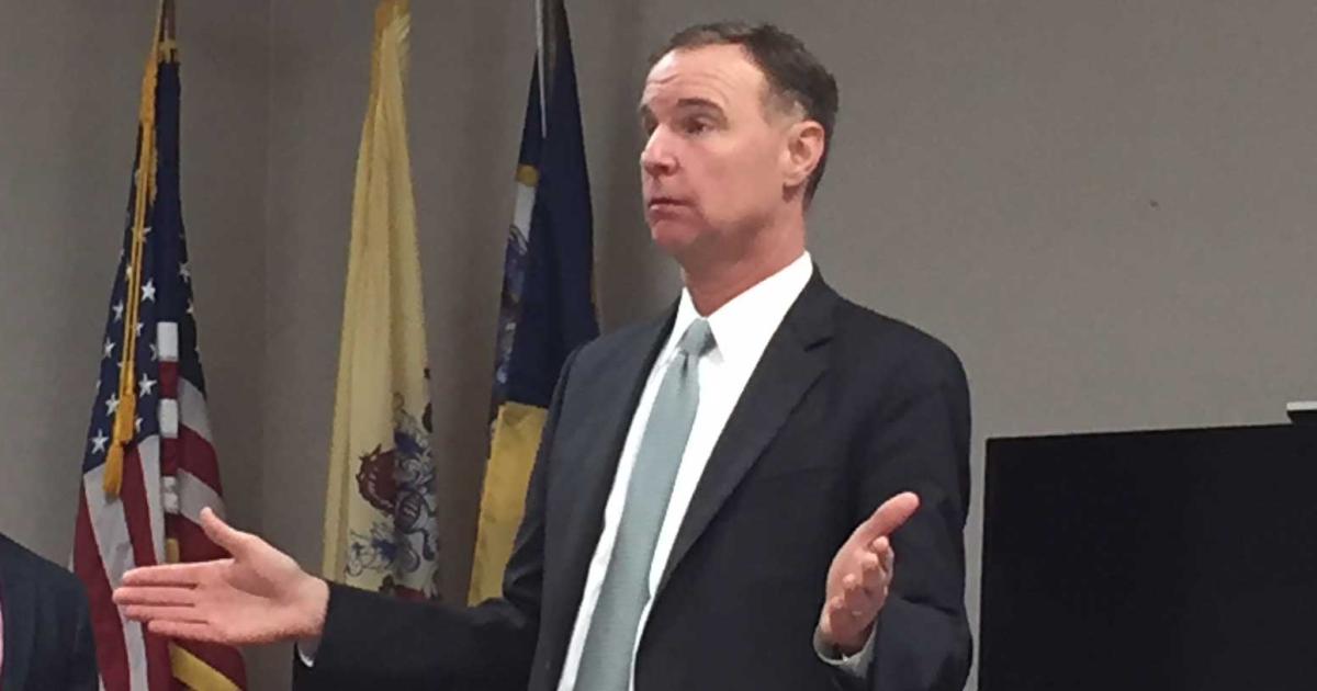 NBAA head Ed Bolen makes his case for industry engagement with state and local officials in the face of the looming threat of air traffic control privatization, at a joint meeting of the Teterboro Users Group and the Morristown Aviation Group, on May 9, at Teterboro Airport.
