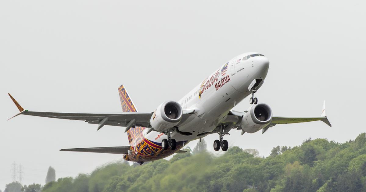 The first Malindo Air Boeing 737 Max 8 takes off from Renton, Washington, painted in the livery of the airline's new brand name, Batik Air Malaysia. (Photo: Boeing)