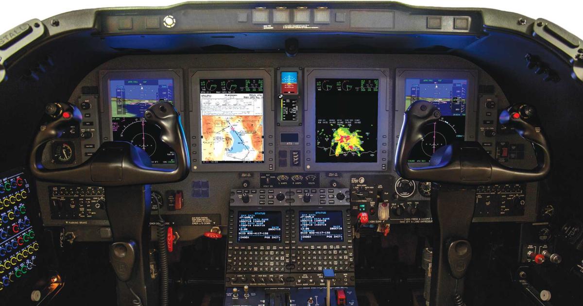 Customers who do not wish to get the full Nextant 400XTi upgrade at once, can start with the cockpit retrofit which features the Rockwell Collins Pro Line 21 avionics suite.