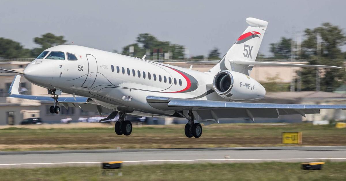 To help streamline the development process, Dassault has started a limited flight-test campaign of its Falcon 5X using a “preliminary version” of the twinjet’s Safran Silvercrest engines, during which engineers are gathering information they could not during the ground-test phase.