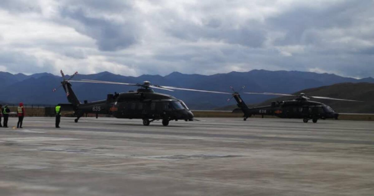 Two Z-20 helicopters were seen at a civil airport in the highlands of Gansu province. (Chinese Internet Weibo @lyhfire)
