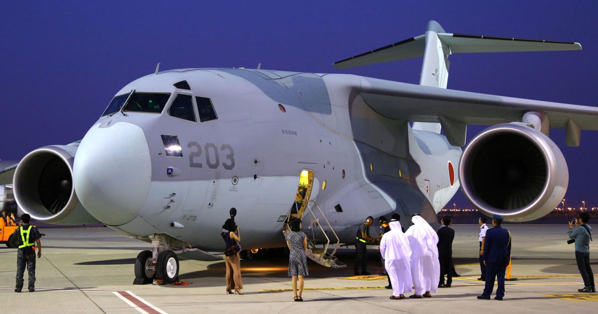 Making its international debut is the first production copy of Kawasaki’s C-2 military transport. The new type was developed to meet detailed requirements of Japan’s Self-Defense Force and entered service last year. It arrived Saturday evening and is on display in the static area.