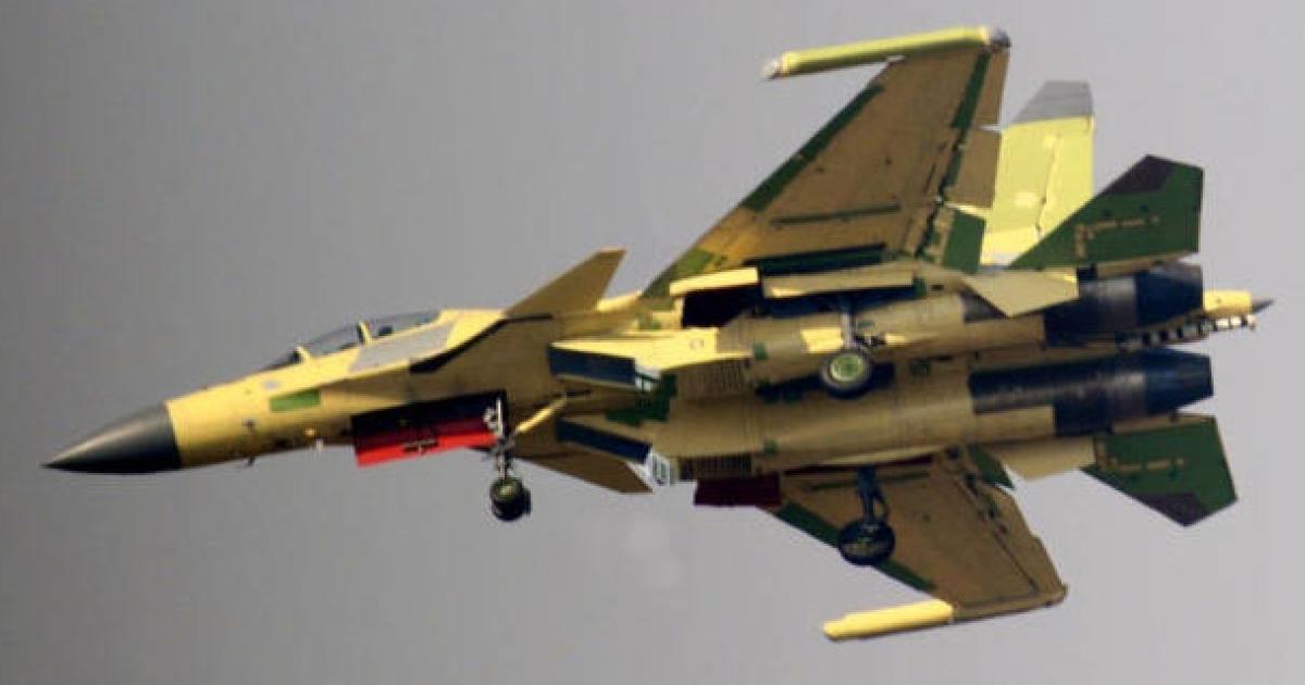 The variation in surface coloration of the fuselage suggests extensive modifications to the J-15 airframe. (Photo: via Chinese search engine, sohu.com)