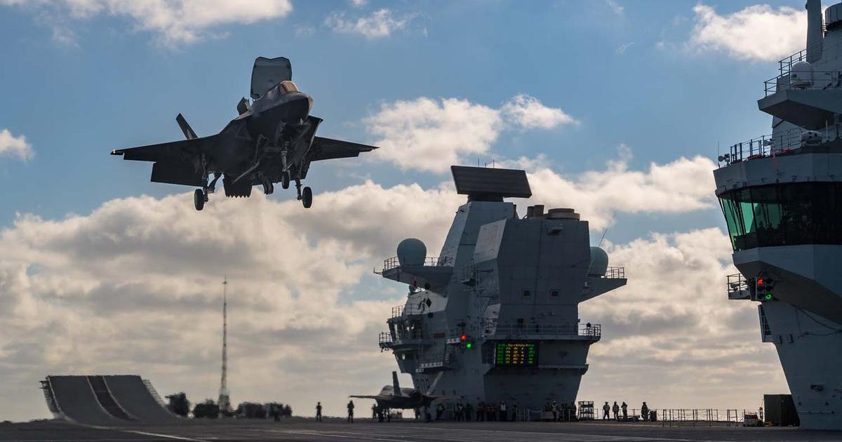 Sqn Ldr Andy Edgell performs a stern-facing vertical recovery, in which the F-35B comes to a stable hover alongside the designated landing spot before crabbing across to the left and then descending. (photo: Royal Navy)