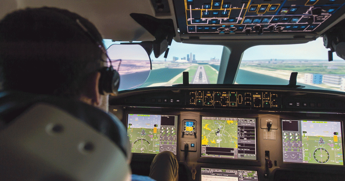 Falcon pilots can now train with the FalconEye combined vision system on simulators at FlightSaftey International’s Paris Le Bourget and Dallas, Texas learning centers. 