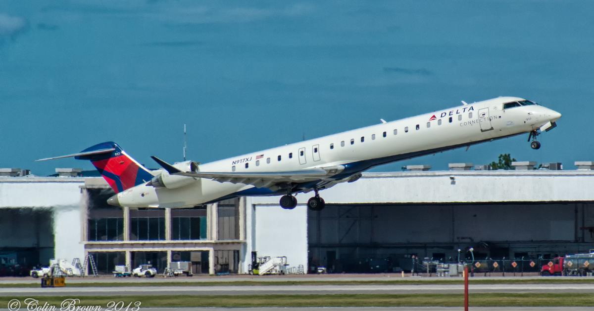 An Endeavor Air Bombardier CRJ900 takes off from Houston George Bush Intercontinental Airport. (Photo: Flickr: <a href="http://creativecommons.org/licenses/by/2.0/" target="_blank">Creative Commons (BY)</a> by <a href="http://flickr.com/people/cb-aviation-photography" target="_blank">Colin Brown Photography</a>)
