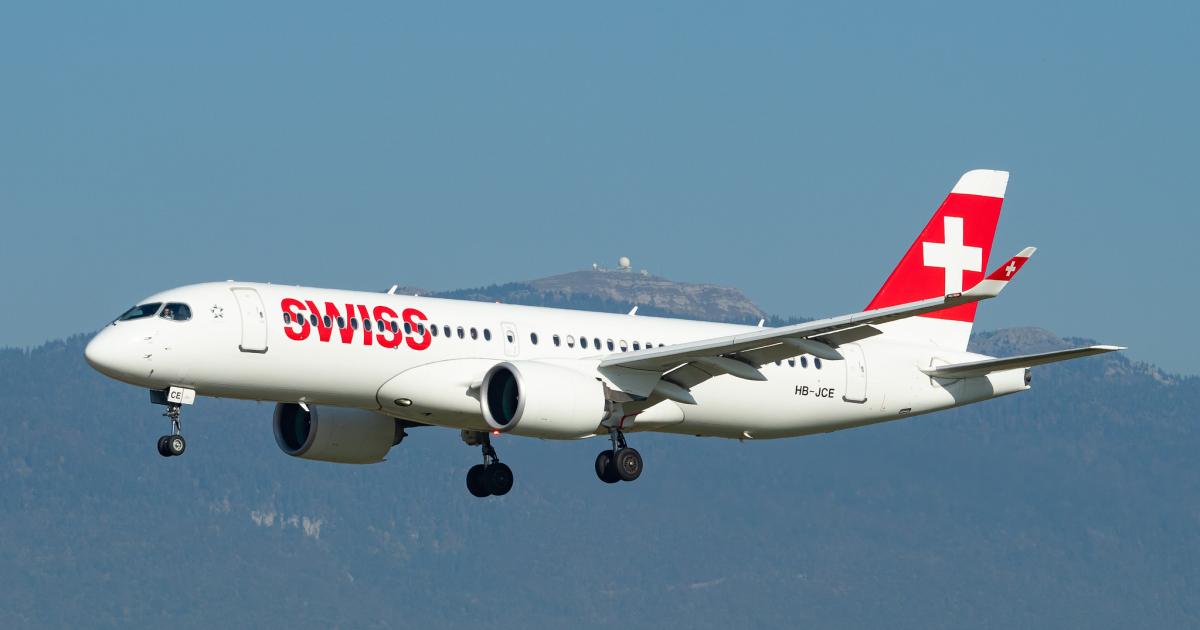 A Swiss Airbus A220-300 approaches Geneva Airport on October 14, 2019. (Photo: Flickr: <a href="http://creativecommons.org/licenses/by-sa/2.0/" target="_blank">Creative Commons (BY-SA)</a> by <a href="http://flickr.com/people/78631472@N03" target="_blank">FlugZüge</a>)