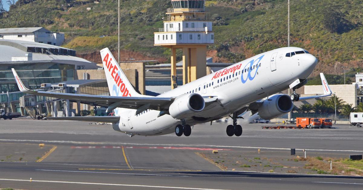 An Air Europa Boeing 737-800 takes off for Madrid from Tenerife North Airport in the Canary Islands. (Photo: Flickr: <a href="http://creativecommons.org/licenses/by-sa/2.0/" target="_blank">Creative Commons (BY-SA)</a> by <a href="http://flickr.com/people/ajw1970" target="_blank">Hawkeye UK</a>)