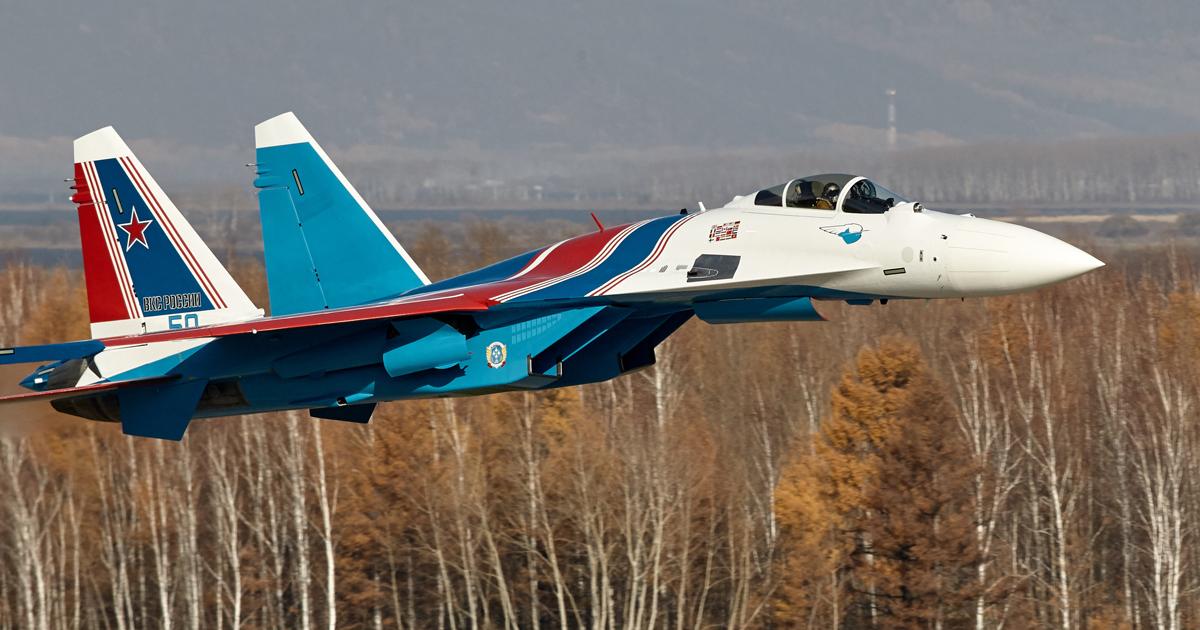 Two days prior to the delivery of Su-35Ss to the Russian Knights, Sukhoi issued a statement about completion of flight tests at the factory in Komsomolsk-upon-Amur, and released photos of the Su-35S freshly painted in the team’s color scheme. (photo: Sukhoi)
