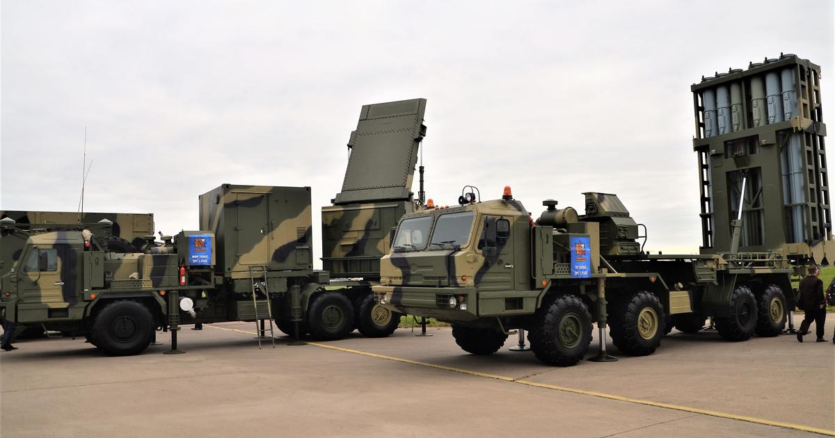 The radar (left) and TEL (right) units of the S-350 SAM offer high mobility thanks to the BAZ vehicles on which they are based. (Photo: Vladimir Karnozov)