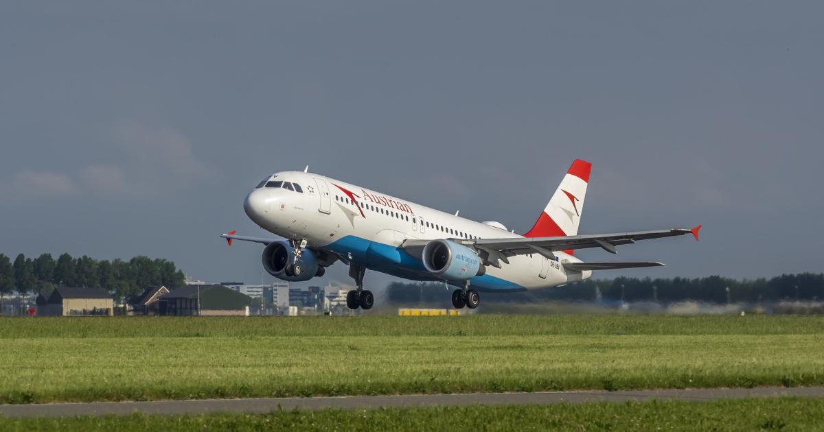 An Austrian Airlines Airbus A320 takes off from Amsterdam Schiphol Airport on May 18, 2017. (Photo: Flickr: <a href="http://creativecommons.org/licenses/by-nd/2.0/" target="_blank">Creative Commons (BY-ND)</a> by <a href="http://flickr.com/people/28169156@N03" target="_blank">Frans Berkelaar</a>)