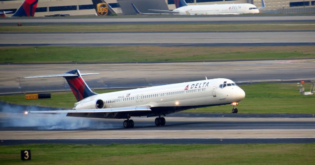 A Delta Air Lines MD-88 lands at Atlanta Hartsfield International Airport on April 24, 2013. The airline plans to retire all of its MD-80-family jets as it institutes a 80-percent systemwide capacity cut. (Photo: Flickr: <a href="http://creativecommons.org/licenses/by-sa/2.0/" target="_blank">Creative Commons (BY-SA)</a> by <a href="http://flickr.com/people/redlegsfan21" target="_blank">redlegsfan21</a>)