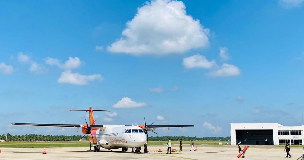Ground crew turn around a Firefly Airlines ATR 72. (Photo: Firefly Airlines)