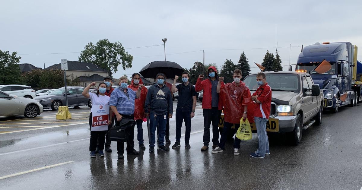 Striking aerospace workers protest outside the Bombardier/De Havilland Aircraft Canada production facility in Downsview, Ontario. 