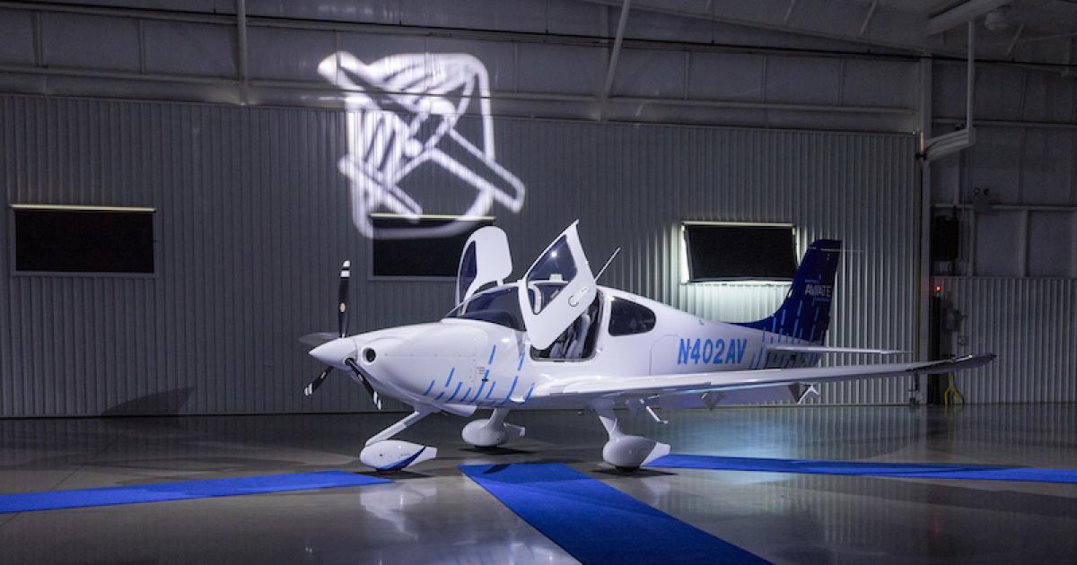 Cirrus Aircraft's SR-Series Trac20 piston single will be used for initial pilot training at the ab-initio flight academy launched by United Airlines. (Photo: Cirrus Aircraft)