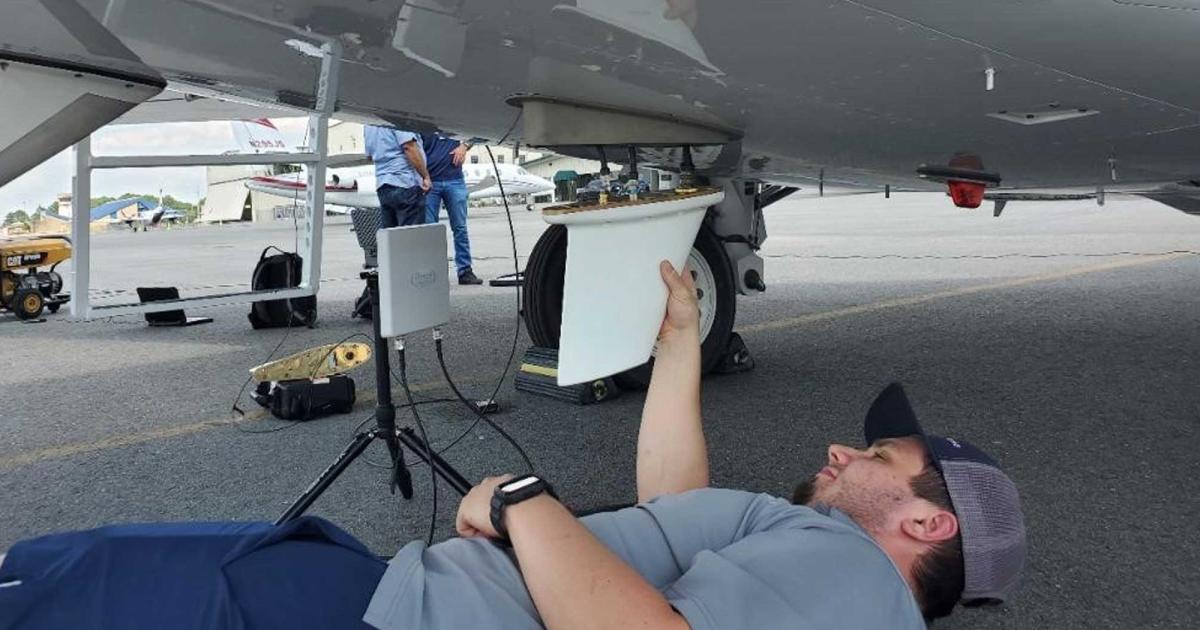 Installation of one of the two antennas for SmartSky’s air-to-ground connectivity system. STCs are now available for a variety of business jets, and new STCs are forthcoming.