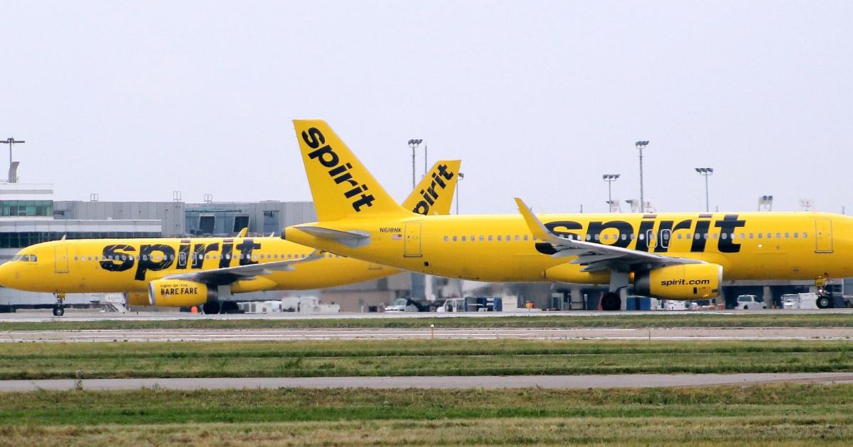Spirit Airlines Airbus A320s cross paths at Cleveland Hopkins International Airport. (Photo: Flickr: <a href="http://creativecommons.org/licenses/by/2.0/" target="_blank">Creative Commons (BY)</a> by <a href="http://flickr.com/people/cak757" target="_blank">Seluryar</a>)