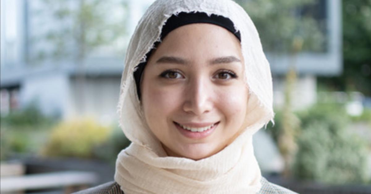 headshot of Maya Ghazal, the first female Syrian refugee pilot