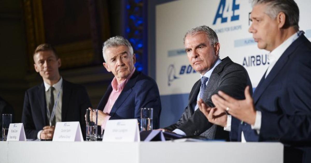 (l to r) A4E acting director Laurent Donceel, Ryanair Group CEO Michael O'Leary, Lufthansa Group CEO Carsten Spohr, and EasyJet CEO Johan Lundgren share their views on Europe's prospects for operational disruptions this year. (Photo: A4E)