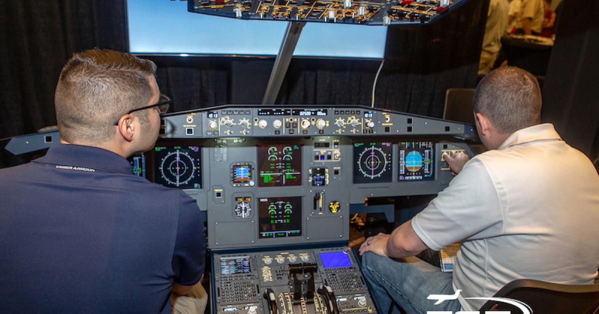 FlightSimExpo airliner simulator flight deck