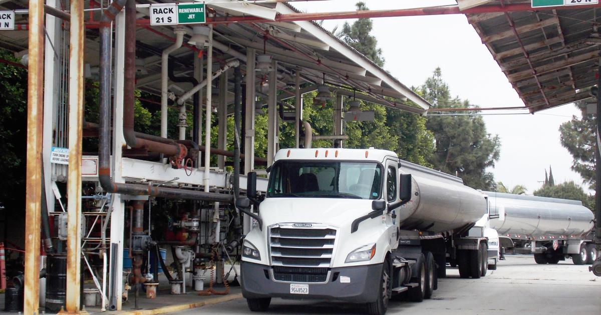 tanker trucks loading SAF at refinery