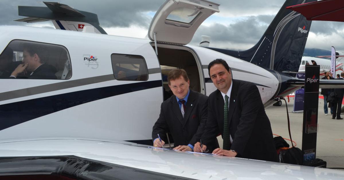 Philippe Delfour, EMEA business development director of Mechtronix (left) with Lubomir Cormak, president of OK Business Aircraft.