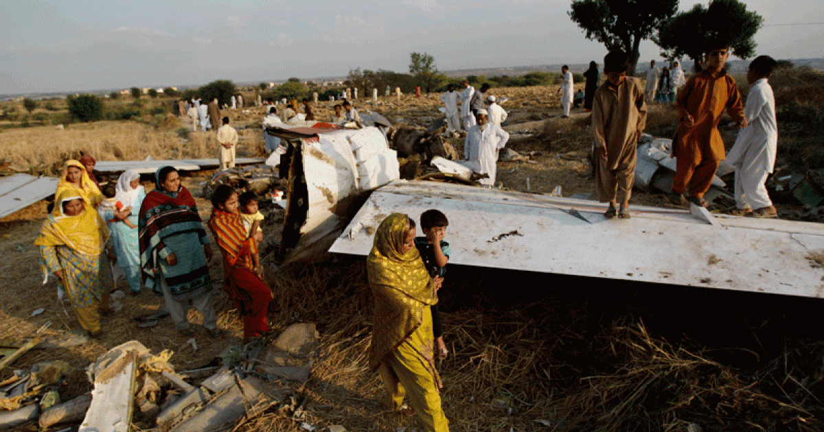 After a Bhoja Air Boeing 737-200 crashed in Pakistan on April 20, the director of the airline personally removed both the flight data and cockpit voice recorders from the accident site. (Photo: AP Photo/Muhammed Muheisen)